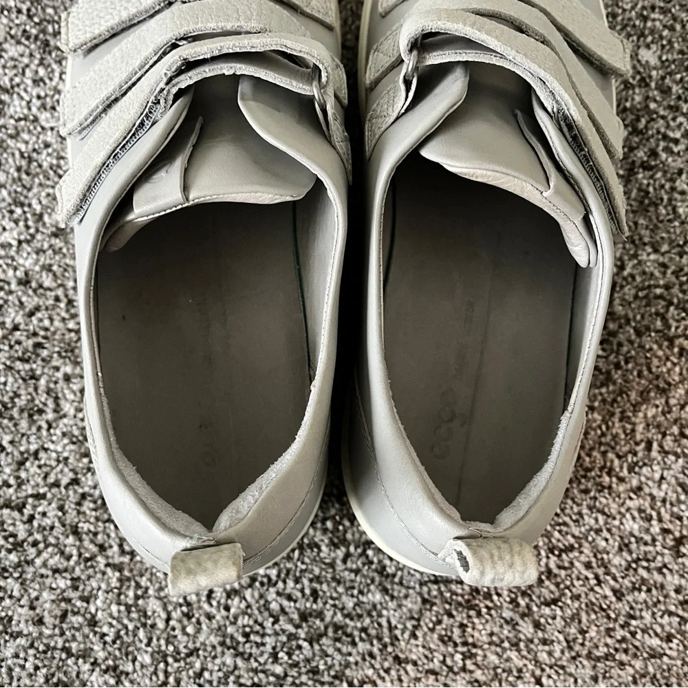 Ecco Soft 3-Strap Sneakers - Picture 3 of 6